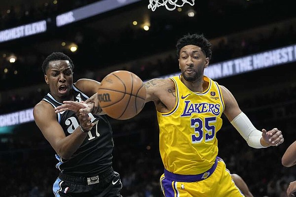 Young scores 26 points as Hawks hand Lakers double-digit defeat - Vimarsana News
