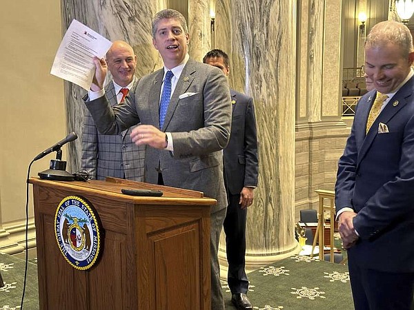 Republican leaders push back against conservative Freedom Caucus | Jefferson City News Tribune - Vimarsana News
