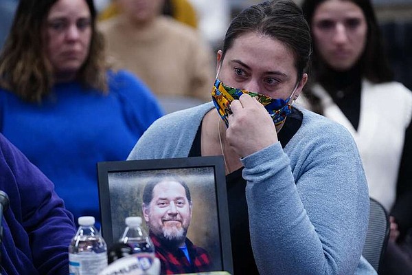 Maine attack's losses, effects told | The Arkansas Democrat-Gazette - Arkansas' Best News Source - Vimarsana News