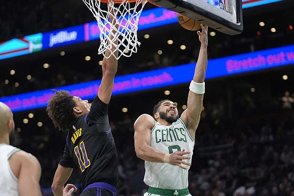 Austin Reaves hits seven 3-pointers as Lakers stun Celtics, 114-105 - Vimarsana News