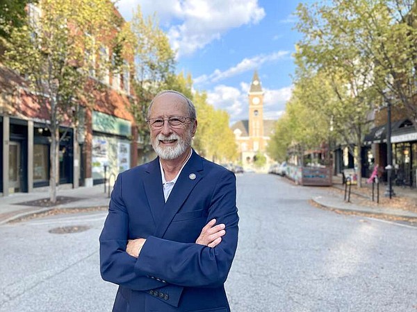 Fayetteville Mayor Lioneld Jordan seeking another four years serving city | Northwest Arkansas Democrat-Gazette - Vimarsana News