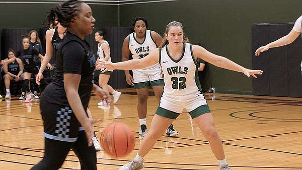 Identical 15/5 nights from Booker and Keilholz deliver twice-postponed win at HSSU - Vimarsana News
