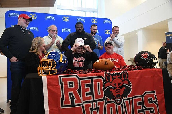 Watch Lakeside Rams Purifoy Signs National Letter Of Intent With Arkansas State Hot Springs 8180