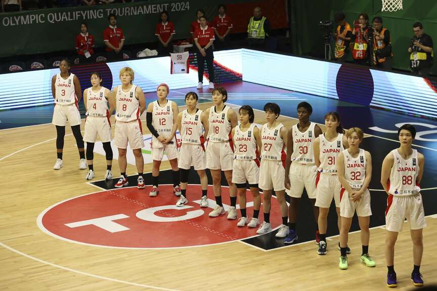 Canada women qualify for Paris Olympics after Spain's win in FIBA qualifier  - Yahoo Sports