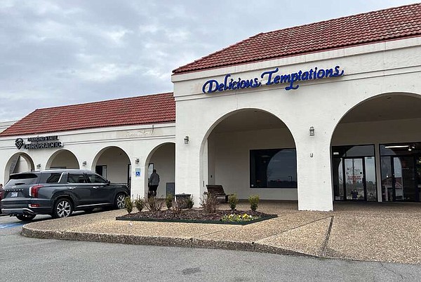 RESTAURANT TRANSITIONS: Owner of Delicious Temptations sees end in sight for expansion | The Arkansas Democrat-Gazette - Vimarsana News