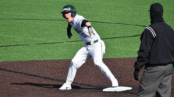 Owls claim three wins in weekend slate - Vimarsana News