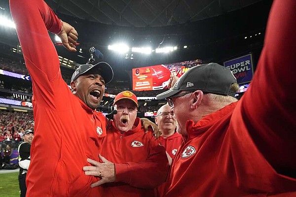 Reid, Chiefs back at work for three-peat | The Arkansas Democrat-Gazette - Vimarsana News