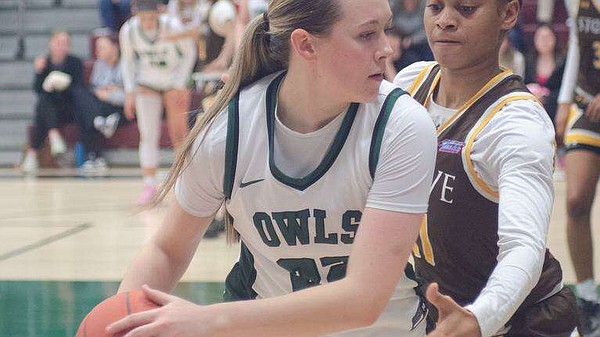 Booker double-double powers Owls to season sweep of Hornets - Vimarsana News