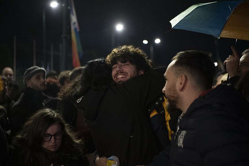 Greek parliament legalizes same-sex marriage
