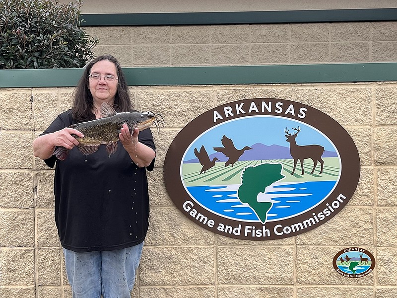 Chidester woman sets record for catch at White Oak Lake Camden News