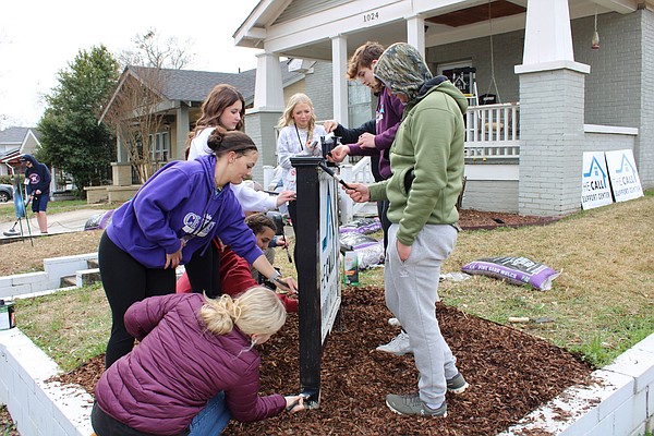 Church student group takes on service project for local org - Vimarsana News