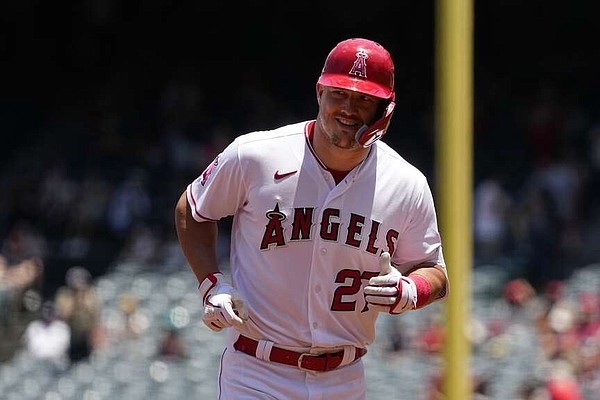 All-star Mike Trout says he wants to stay with Angels - Vimarsana News