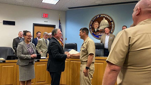 Submarine commander faced 'hot water' after Jefferson City visit | Jefferson City News Tribune - Vimarsana News