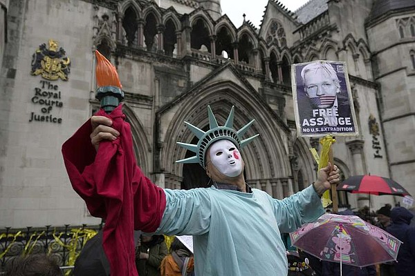 U.K. court: Ruling on Assange to take time | The Arkansas Democrat-Gazette - Vimarsana News