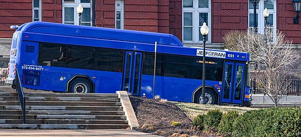 New bus takes to Jefferson City streets | Jefferson City News Tribune