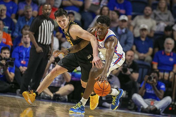 Knecht's shooting turns back Auburn | The Arkansas Democrat-Gazette - Arkansas' Best News Source - Vimarsana News