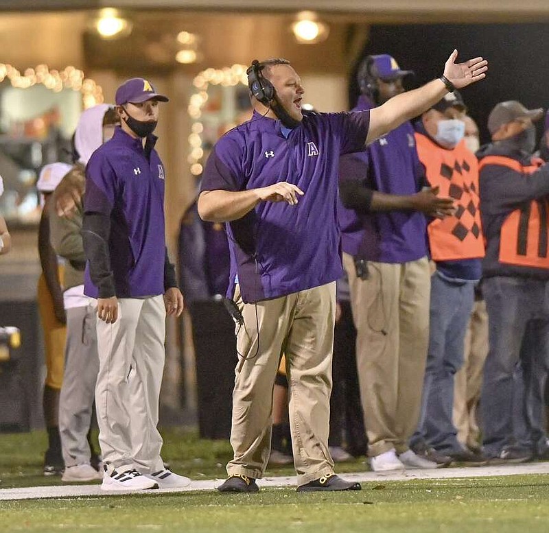 Fountain Lake hires Ashdown’s Matt Richardson to lead football team as