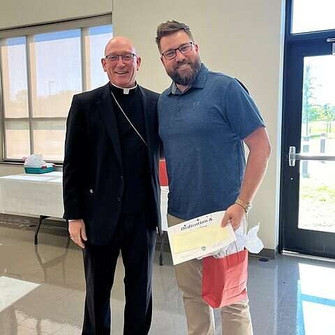 Jefferson City native honored with his diocese's Teacher of Year award - Vimarsana News