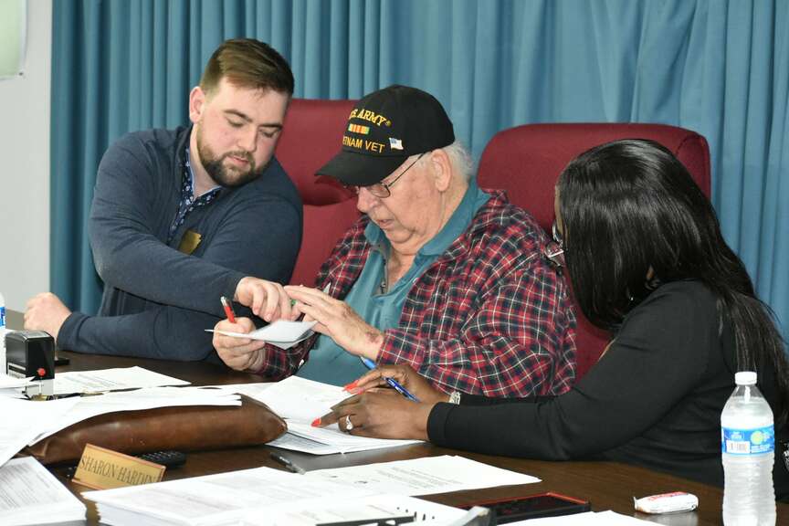 Commissioners revisit vote centers proposal