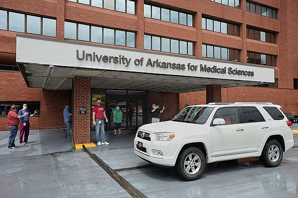 UAMS moves closer to Magnet status for nursing | The Arkansas Democrat-Gazette - Vimarsana News