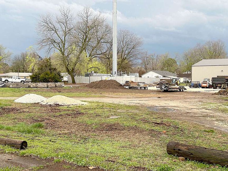 The Prairie Grove Planning Commission on March 14 approved a conditional use permit for a food court on this undeveloped property just to the south of the public parking lot behind downtown businesses on Buchanan Street. Jobin Kirik of Prairie Grove submitted the request for the permit.

(NWA Democrat-Gazette/Lynn Kutter)