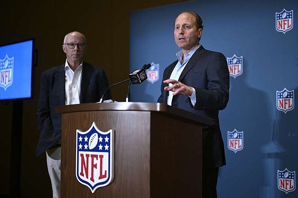NFL owners unanimously OK ban on hip-drop tackle | The Arkansas Democrat-Gazette - Vimarsana News