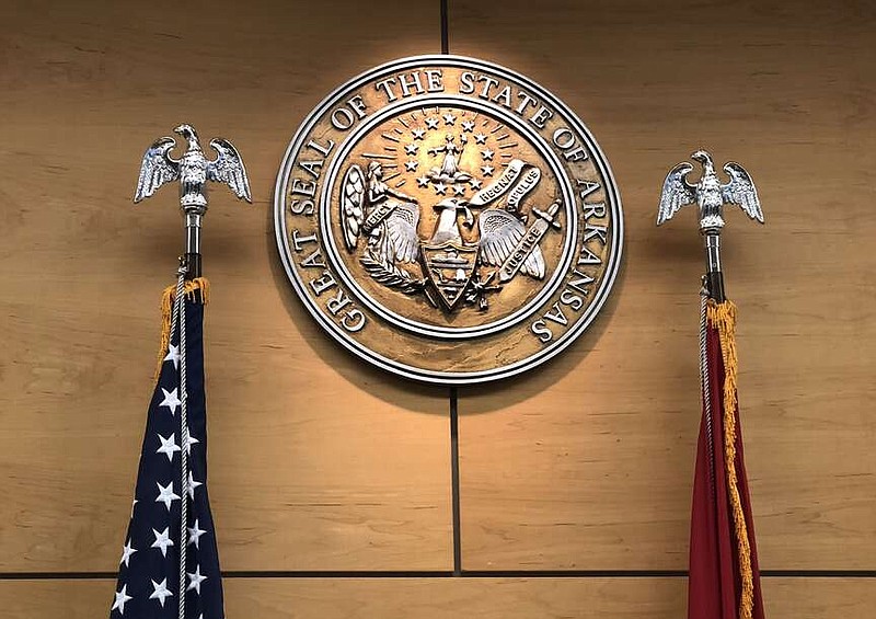 FILE — Great Seal of Arkansas in a court room in Washington County. (NWA Democrat-Gazette/ANDY SHUPE)