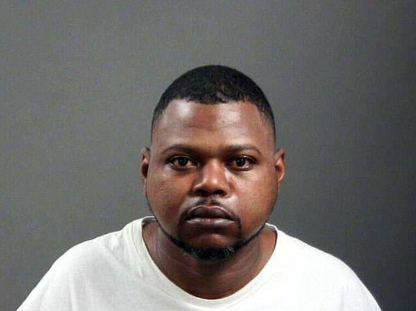 Police: Fayetteville man arrested with cocaine, meth, other drugs and cash | Northwest Arkansas Democrat-Gazette - Vimarsana News