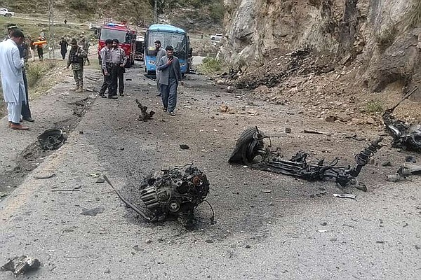 Pakistan holds 12 in fatal bombing | The Arkansas Democrat-Gazette - Arkansas' Best News Source - Vimarsana News