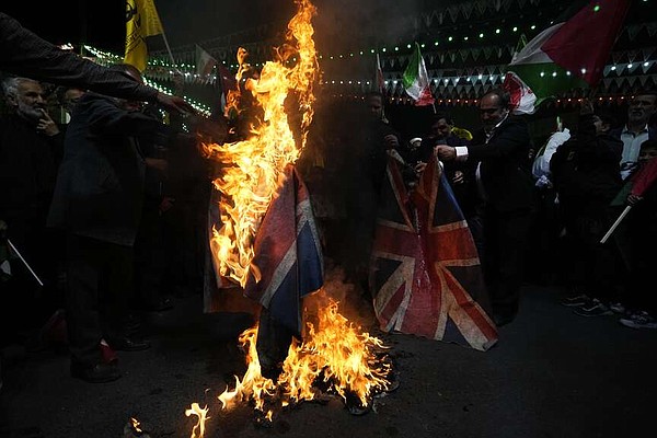 Iran promises retaliation after airstrike | Northwest Arkansas Democrat-Gazette - Vimarsana News