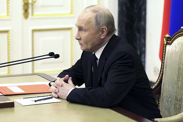 Kremlin says 2022 draft document could serve as starting point for future Ukraine peace talks - Vimarsana News