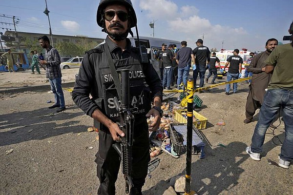Pakistanis foil bomb attack on Japanese workers, but bystander killed | The Arkansas Democrat-Gazette - Vimarsana News