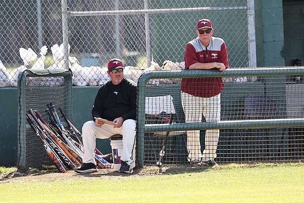 Eagle Roundup: A&M-Texarkana's Steve Jones picks up 800th career win - Vimarsana News