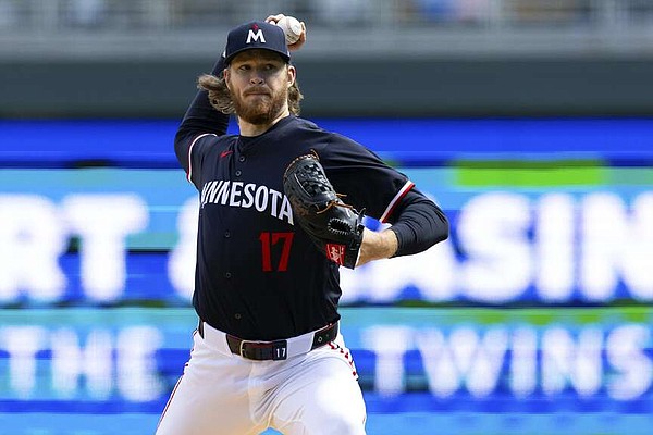 Wheeler loses no-hitter in 8th; Phillies hang on | The Arkansas Democrat-Gazette - Vimarsana News
