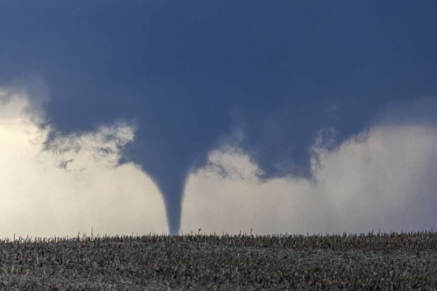 Midwest tornadoes cause destruction in Omaha suburbs | Texarkana Gazette