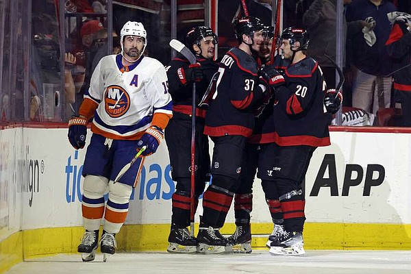 Drury nets go-ahead, 'Canes get past Islanders | The Arkansas Democrat-Gazette - Vimarsana News
