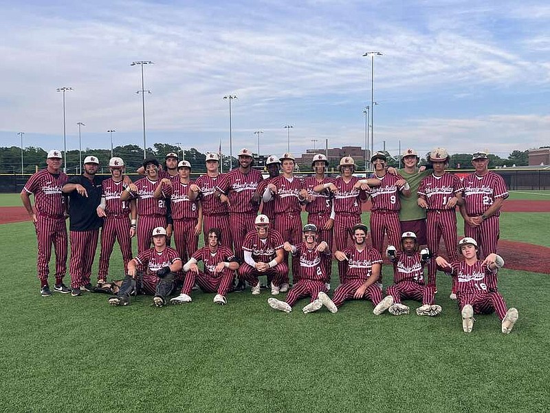 Prep Baseball LibertyEylau sweeps Chapel Hill to advance to area round Texarkana Gazette