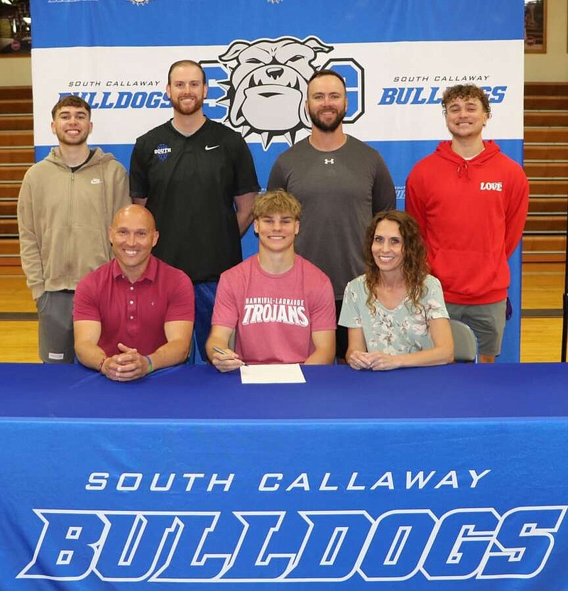 South Callaway’s Gray signs for HannibalLaGrange men’s basketball