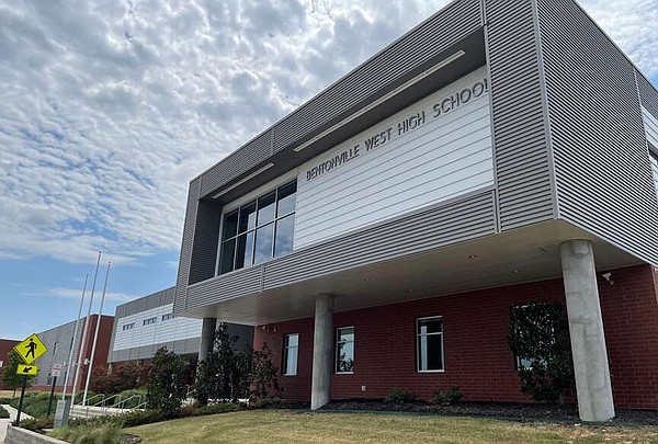 Bentonville West High School moves its graduation to Saturday afternoon | Northwest Arkansas Democrat-Gazette - Vimarsana News