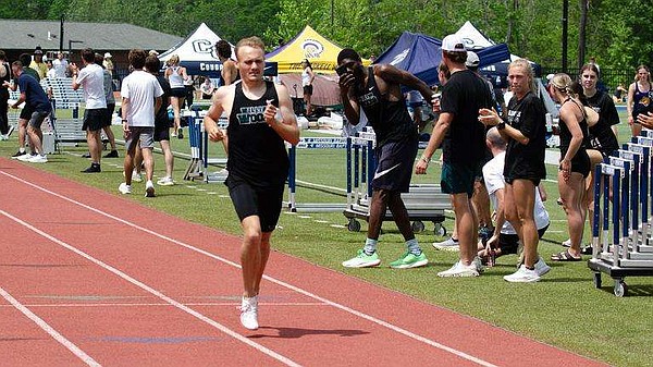 Dunlap, Gibson reset school bests at Fighting Chance Invite - Vimarsana News