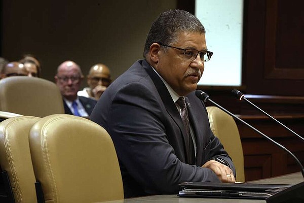 Pulaski County sheriff plans 'Media Day' to answer questions about Netflix show filmed in jail | The Arkansas Democrat-Gazette - Vimarsana News