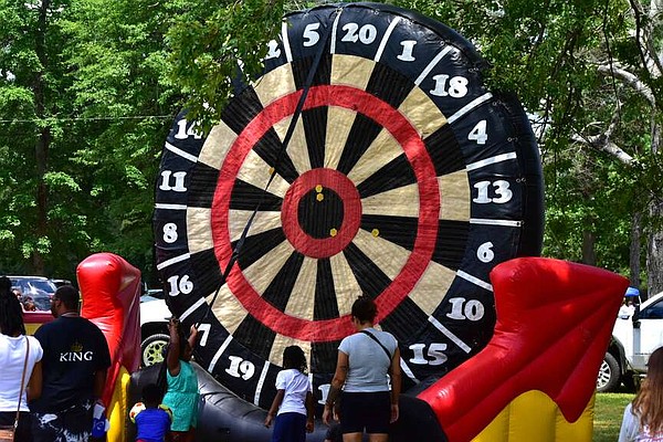 Fun Day at the park | Pine Bluff Commercial News - Vimarsana News