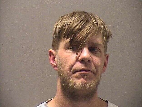 Mountain Pine man arrested after allegedly fleeing from park ranger - Vimarsana News