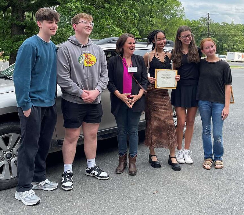 Youth Advisory Council presents 16 grants Hot Springs Sentinel Record