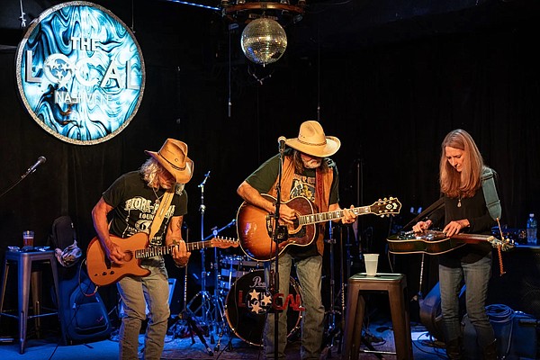 Tickets on Sale for Dave Gibson's Songwriter Showcase at SAAC - Vimarsana News
