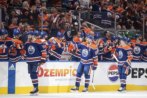 Stars forward nets hat trick vs. Oilers | The Arkansas Democrat-Gazette - Vimarsana News