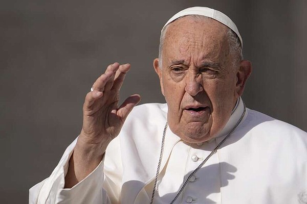 Pope apologizes after being quoted using vulgar term about gay men | Jefferson City News Tribune - Vimarsana News