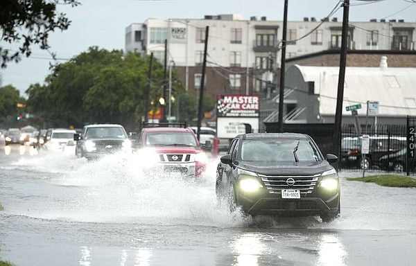Some Texans to wait days for power | Northwest Arkansas Democrat-Gazette - Vimarsana News