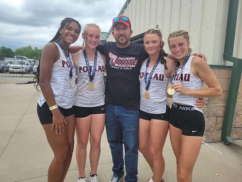 Poteau coach Matt Aguero guides Lady Pirates relay team to state record ...