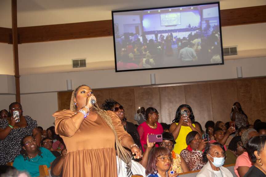 Brown Singers concert plays to full house at New St. Hurricane